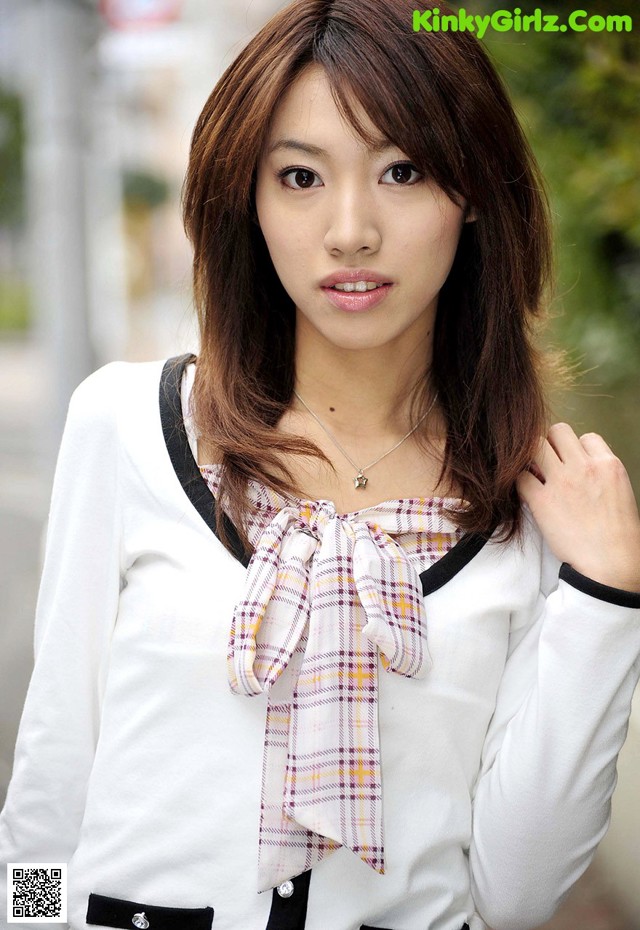 Emiri Nagayama - Downblouse Cum Mouth No.47095f